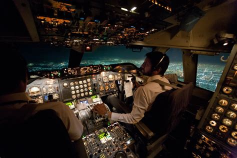 Pilots Cockpit Jet News