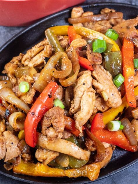 Easy Chicken Fajitas Recipe To Make For Quick Dinners Bake It With Love