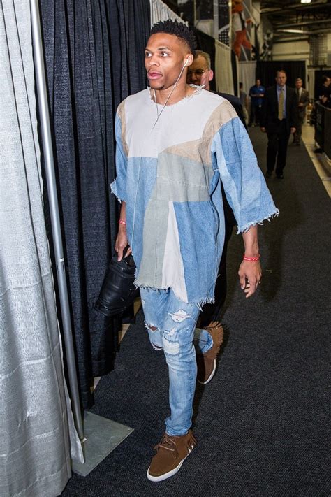 The new also included are a few quotes from notable figures discussing westbrook's fashion choices, with the likes. Pourquoi Russell Westbrook est le MVP du style ...