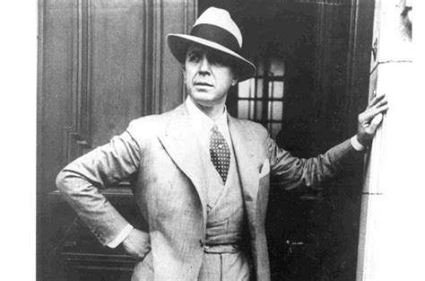 Born in 1890 to a poor family in france, they emigrated to buenos aires, argentina, when he was a toddler. 1890: Nace Carlos Gardel, el más conocido representante en ...