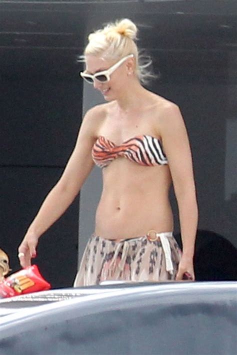 Sexiest Women In Bikinis Gwen Stefani