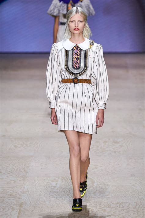 时尚资讯：2020巴黎时装周 Louis Vuitton春夏时装发布秀看点之二 时尚资讯 成都服装设计培训服装设计培训服装设计