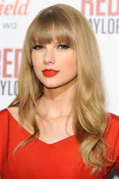 Taylor Swifts Hairstyles And Hair Colors Steal Her Style Taylor