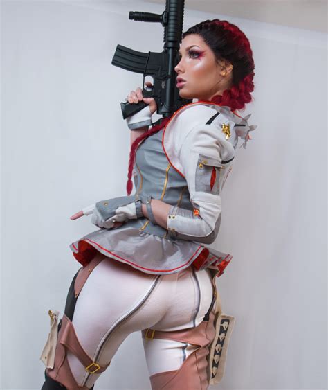 Just Wanna Show You My Loba Cosplay ️🐺 Apexlegends