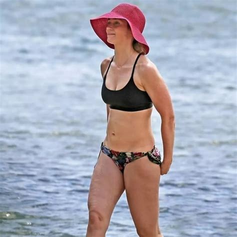 Emily Blunt Nudes In Celebritycandids Onlynudes Org My Xxx Hot Girl