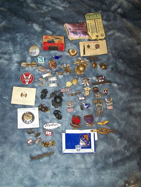 Large Lot Military Pins Insignia Wwi Wwii Ww2 Ww1 54 Pieces For Sale