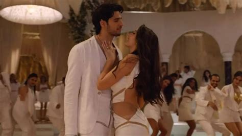 Nora Fatehi Sidharth Malhotra Set The Internet Ablaze In Thank Gods First Track Manike Later