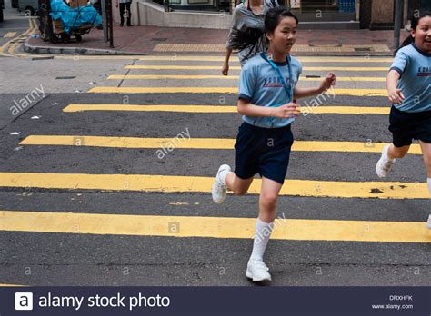 Hong Kong Zebrastreifen Fotos Und Bildmaterial In Hoher Auflösung Alamy