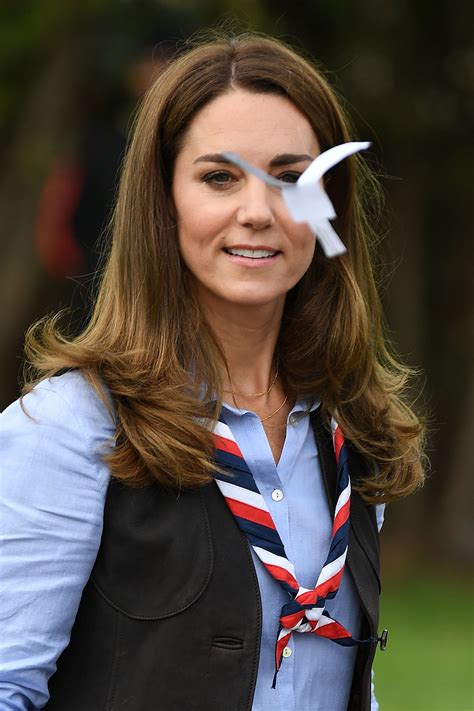 Kate middleton aces first wimbledon look, and her bag is in the sale. Kate Middleton - Visits a Scout Group in Northolt ...