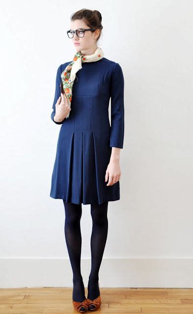 Plain Navy Dress And Black Tights With Brown Heels Vestiti