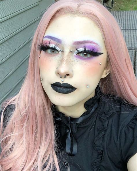 JULIA On Instagram Attempted A Pastel Goth Lewk