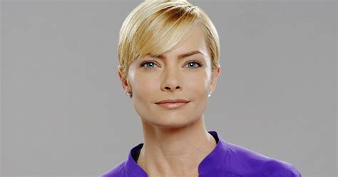 Jaime Pressly Pregnant With Twins