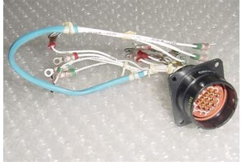 A broad range of harnesses: Aircraft Avionics Wire Harness Bundle. Assembly P/N 61-20392-026