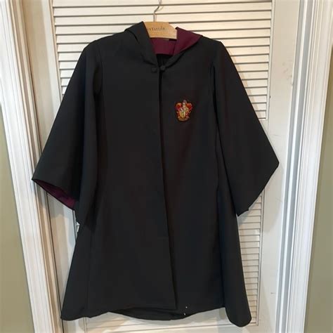 Universal Costumes Authentic Gryffindor Cloak From Wizarding World