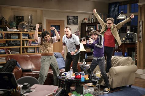 Neue „big Bang Theory“ Serie Ist Mit Original Stars Und Produzent