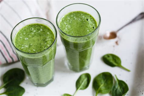 Simple Broccoli Smoothie Recipe For Any Blender All Nutribullet Recipes