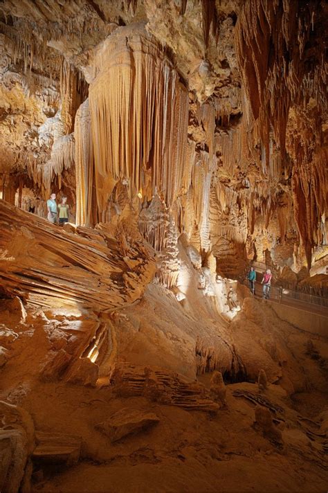 Luray Caverns With Images Luray Caverns Incredible