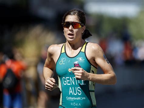 Ashleigh Gentle unable to defend Montreal World Triathlon Series crown | Gold Coast Bulletin