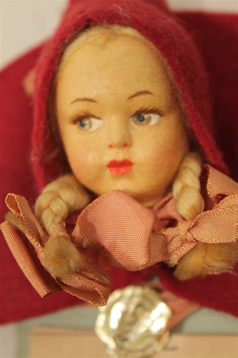 Nice Vintage EROS Florence Babe Red Riding Hood Mascotte
