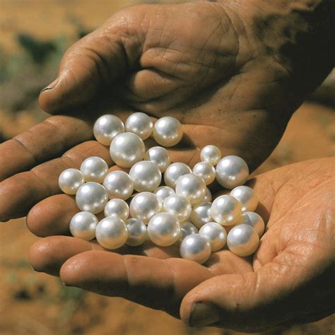 The History Of Pearls One Of Natures Greatest Miracles And Its Use In