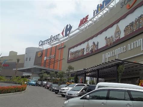 Exterior Picture Of Solo Paragon Mall Solo Tripadvisor