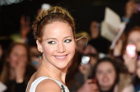 Unfreiwilliger Mega Hit Jennifer Lawrence Erobert Die Charts Tiroler