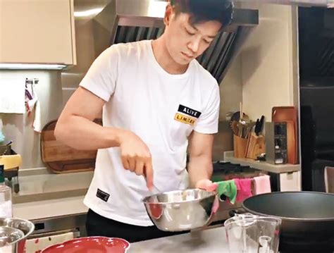 Lai is best known for playing john ma in the tvb sitcom come home love from 2012 to 2015. 黎諾懿「三不沾」重現江湖 - 東方日報