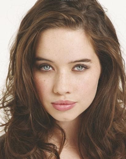 Short Hair Style Guide And Photo Brown Hair Color With Blue Eyes