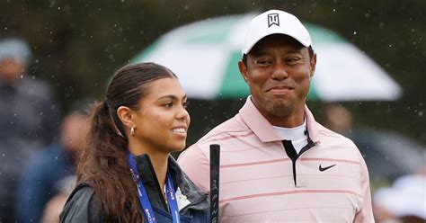 Tiger Woods Daughter Sam Serves As His Caddie For 1st Time