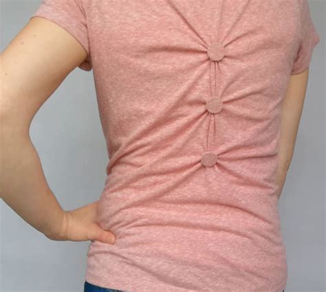brilliant hack to make a shirt or dress tighter without sewing easy fashion for moms upcycle