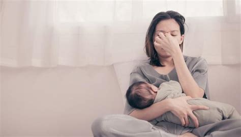 اكتئاب ما بعد الولادة نصائح هامة لتجنب خطر الإصابة به