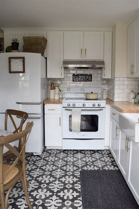 We are well equipped to undertake kitchen remodeling and renovation projects in ct and ma offering a wide array of services to customers. Connecticut Kitchen Remodel - Nesting With Grace | Retro ...