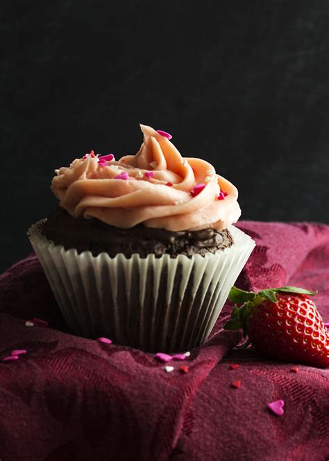 Rich Chocolate Cupcakes With Strawberry Frosting Just A Little Bit Of Bacon