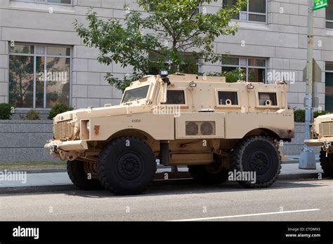 Fbi Swat Armored Vehicle At Fbi Field Office Washington Dc Usa Stock