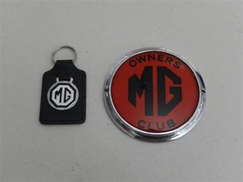 Insignia Vintage Automotif Mg Owners Club Bright Red Car Catawiki