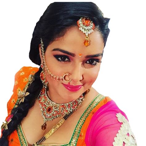 amrapali dubey facts age wiki biography height weight affairs net worth and more