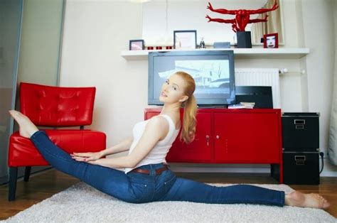 Julia Guenthel The Most Flexible Girl In The World