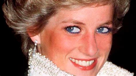 Princess Diana S Hairstylist Explains The Story Behind Her Iconic Cut Allure