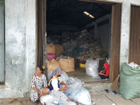 Indonesia Sudah Darurat Sampah Plastik Sehari Mencapai Juta Ton