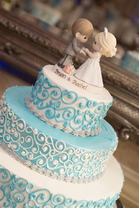 25 Elegant Tiffany Blue Wedding Cake Ideas Wedding