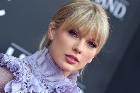 Taylor Swift Gets Political On Instagram In Honor Of Pride Month