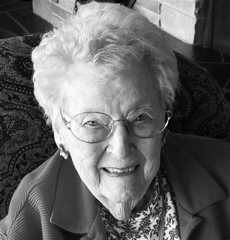 Phyllis Mackenzie Obituaries
