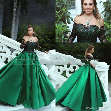 Vintage 2018 Emerald Green Ball Gown Evening Dresses Off Shoulder Long
