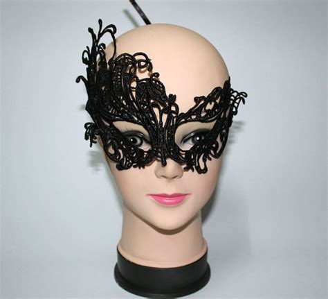 1pc Sexy Lace Hollow Mask Goggles Nightclub Fashion Queen Female Sex