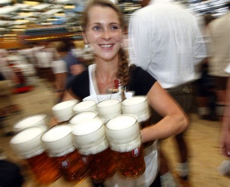 Oktoberfest Munich In High Spirits As Worlds Largest Beer Party Gets
