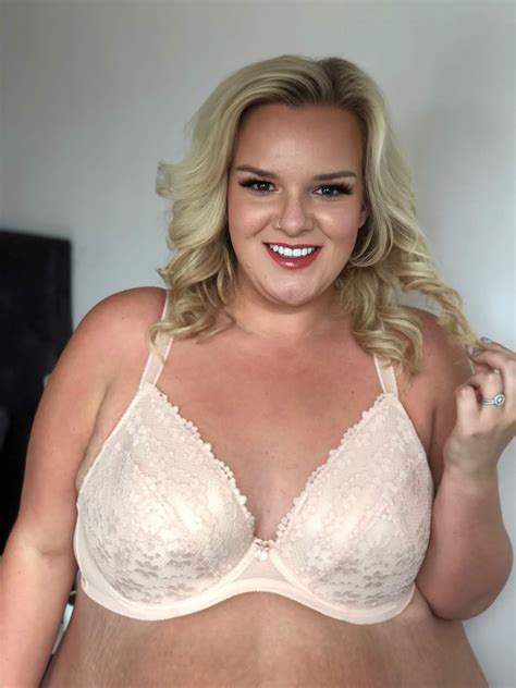 falling in love with lingerie feat simply be bargain daisy bra what