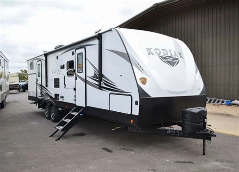 7 Best Bunkhouse Travel Trailers Under 30 Ft 2021 Bunkhouse Travel Trailer Travel Trailer