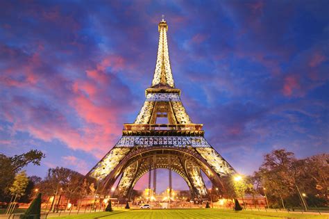 Eiffel Tower At Sunset Hd Wallpaper Background Image 2048x1365 Id