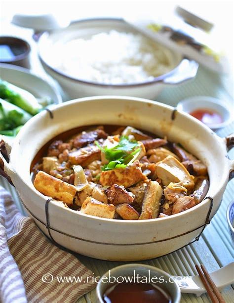 Some examples from the web 鹹魚肉粒茄子豆腐煲 Salted Fish with Pork, Eggplant and Tofu (Dengan gambar)