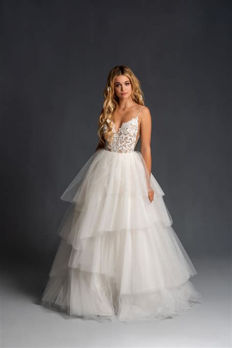 Blush Hayley Paige Wedding Dresses Top Review Find The Perfect Venue For Your Special Wedding Day